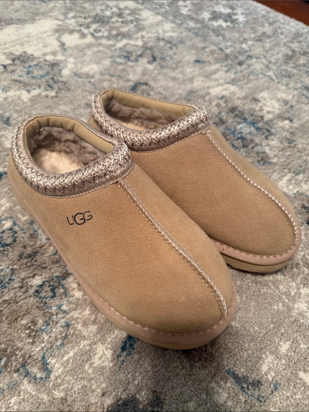 UGG Tasman Tan Suede Shearling Slip-On moccasin